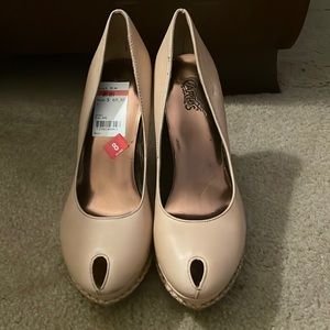 Carlos Santana Natural Heels